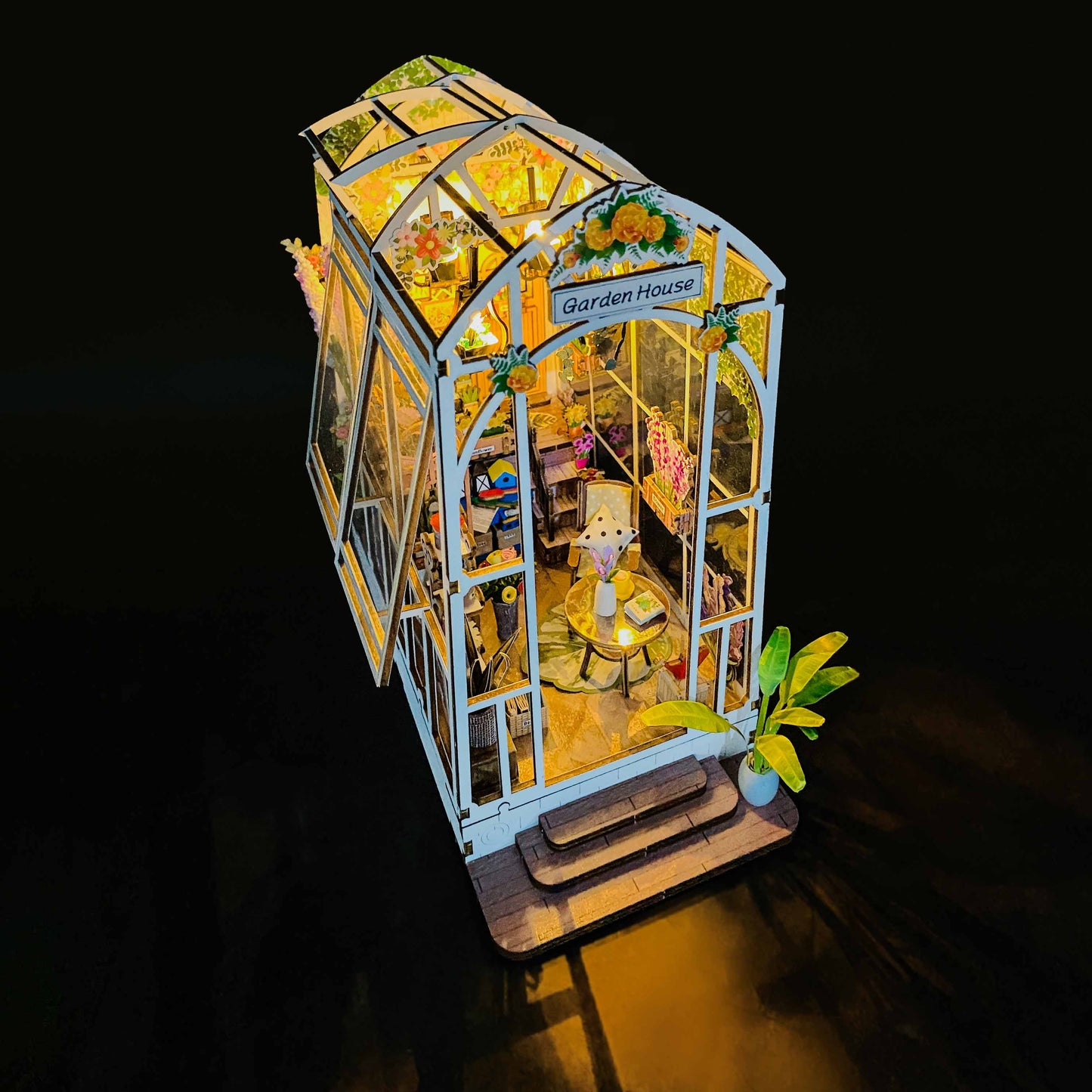 Garden House V2 DIY Miniature Book Nook