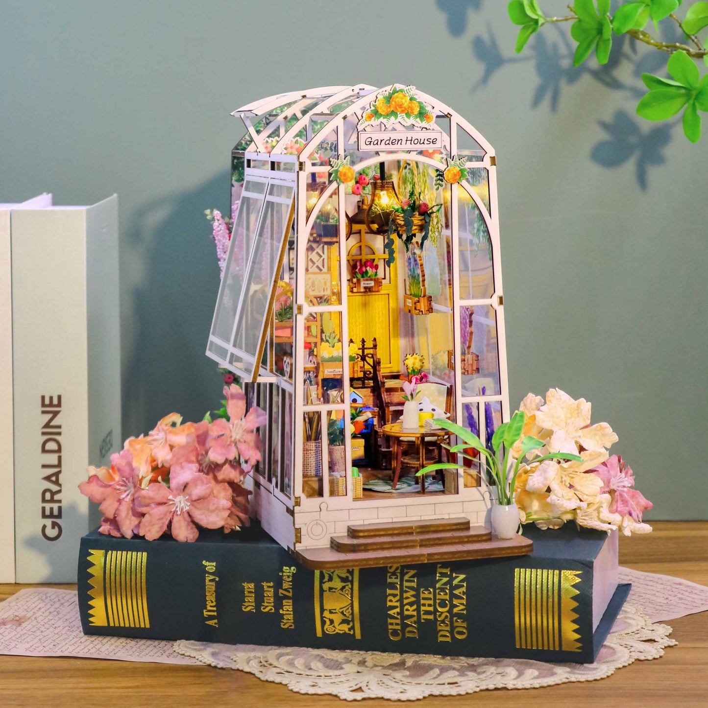 Garden House V2 DIY Miniature Book Nook