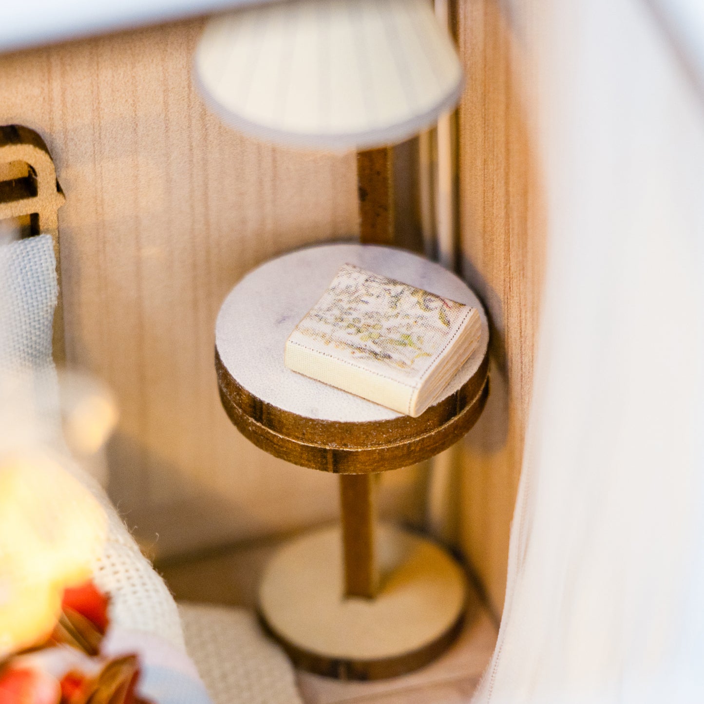 Pink Loft DIY Miniature Book Nook