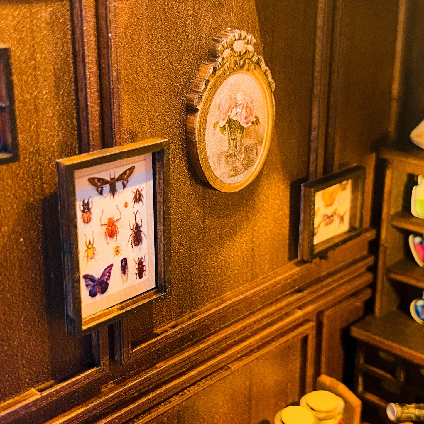 Mira Magic House DIY Miniature Book Nook