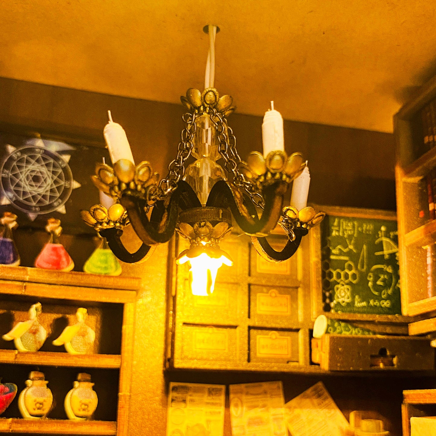 Mira Magic House DIY Miniature Book Nook