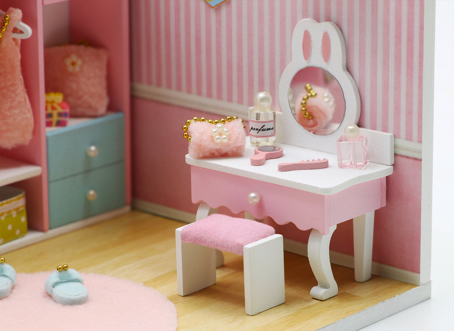 Lovely Cloakroom DIY Miniature House