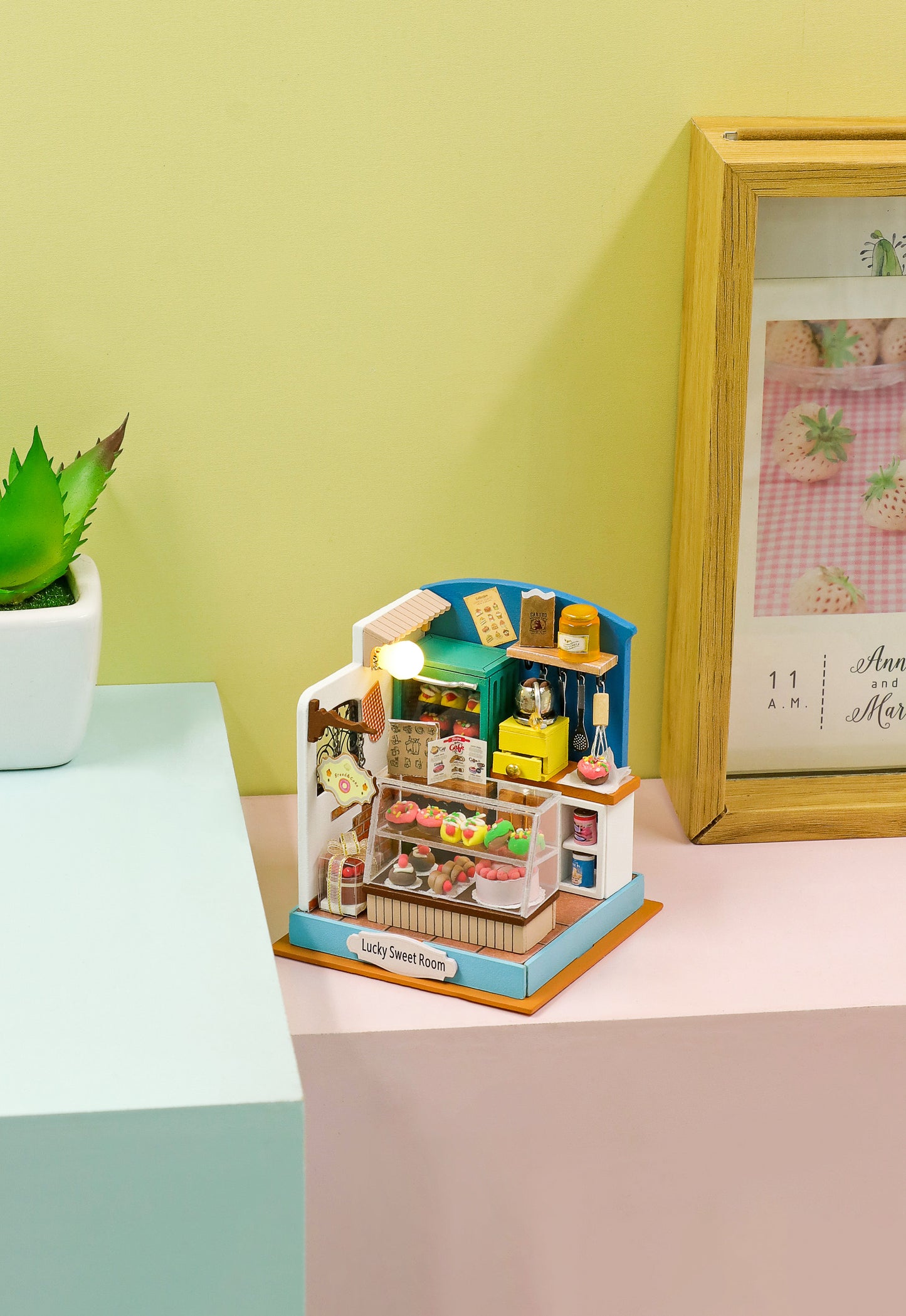 Lucky Sweet Room DIY Miniature House