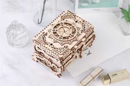 Antique Box 3D Mechanical Wooden Puzzle