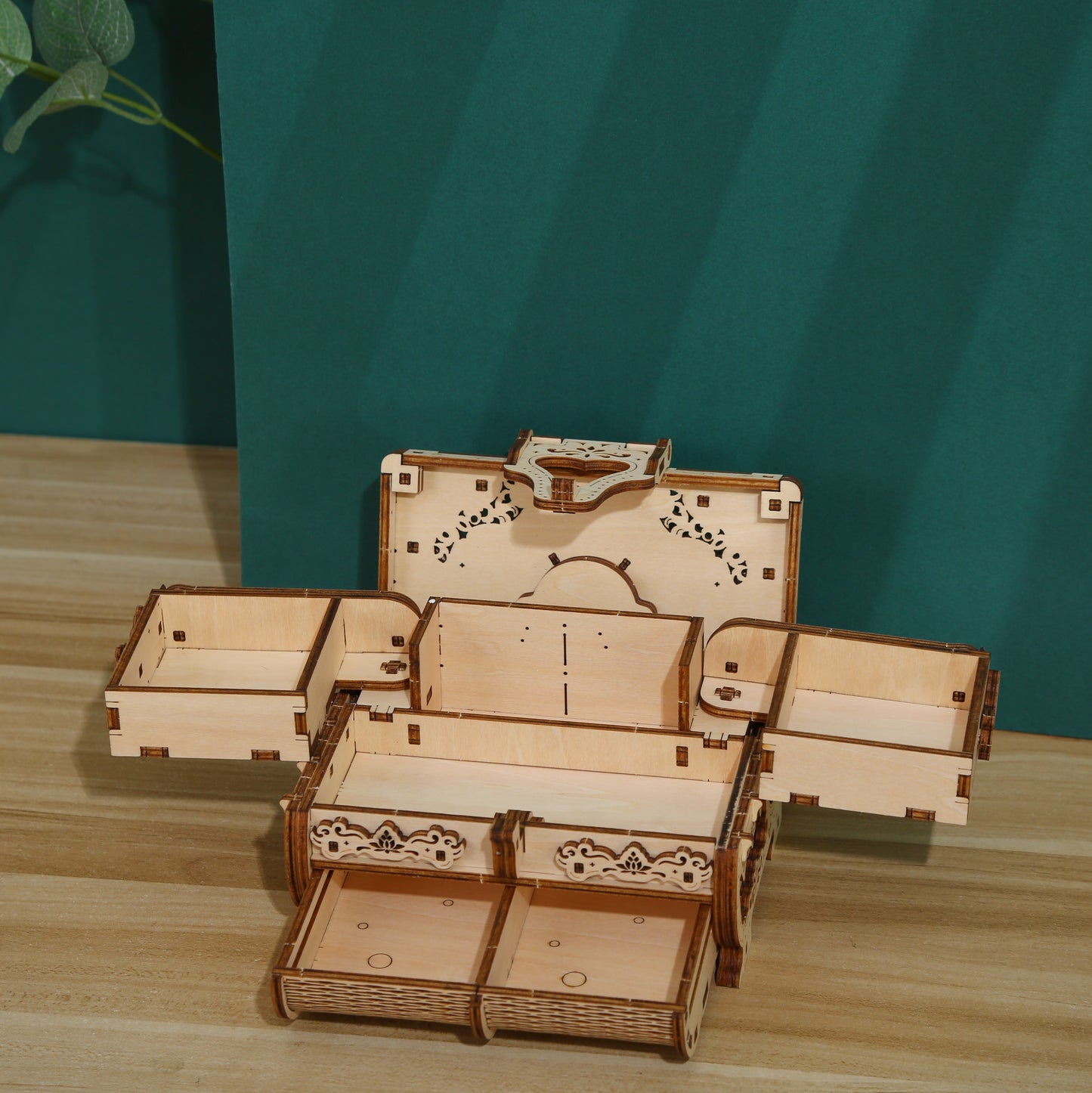 Antique Box 3D Mechanical Wooden Puzzle