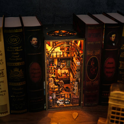 Mira Magic House DIY Miniature Book Nook