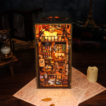 Mira Magic House DIY Miniature Book Nook